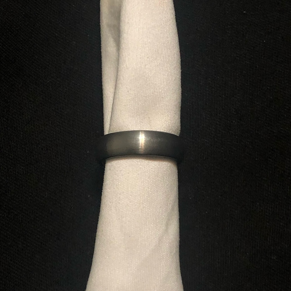 2 Tuscan carbide grey rings 🖤